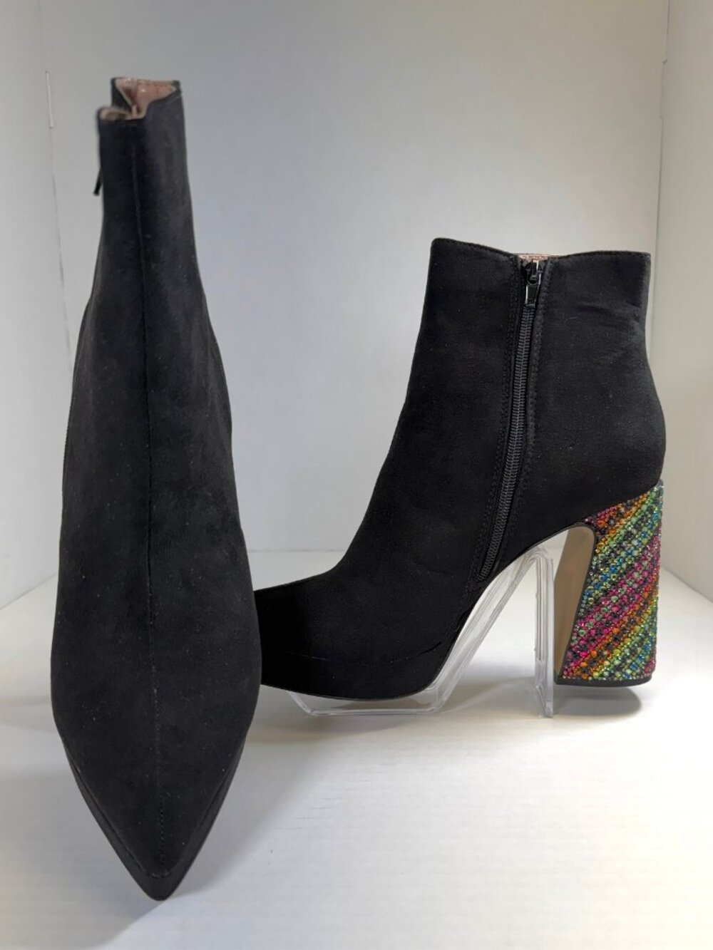 Betsey Johnson RAYLAN  Platform Rhinestone Boots Size 9!!